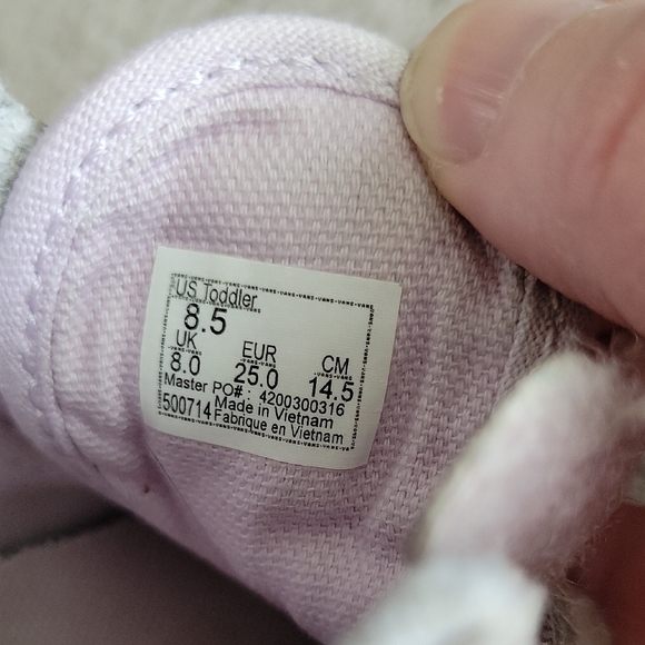 Vans Toddler Sneakers - Picture 6 of 6